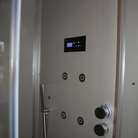 Alojamento de Acomodação e Pequeno-almoço La Catiniere