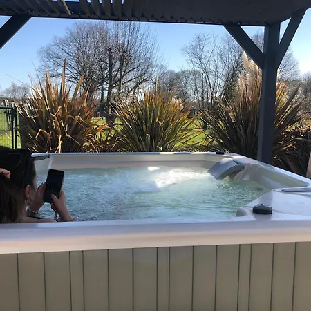 Alojamento de Acomodação e Pequeno-almoço La Catiniere